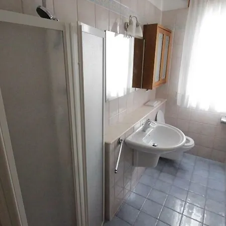 Lucchese Apartament