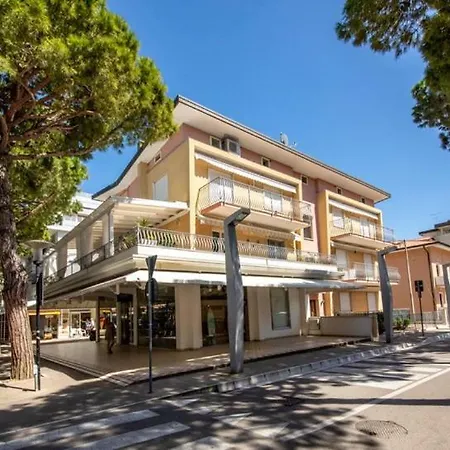 Lucchese Apartment *